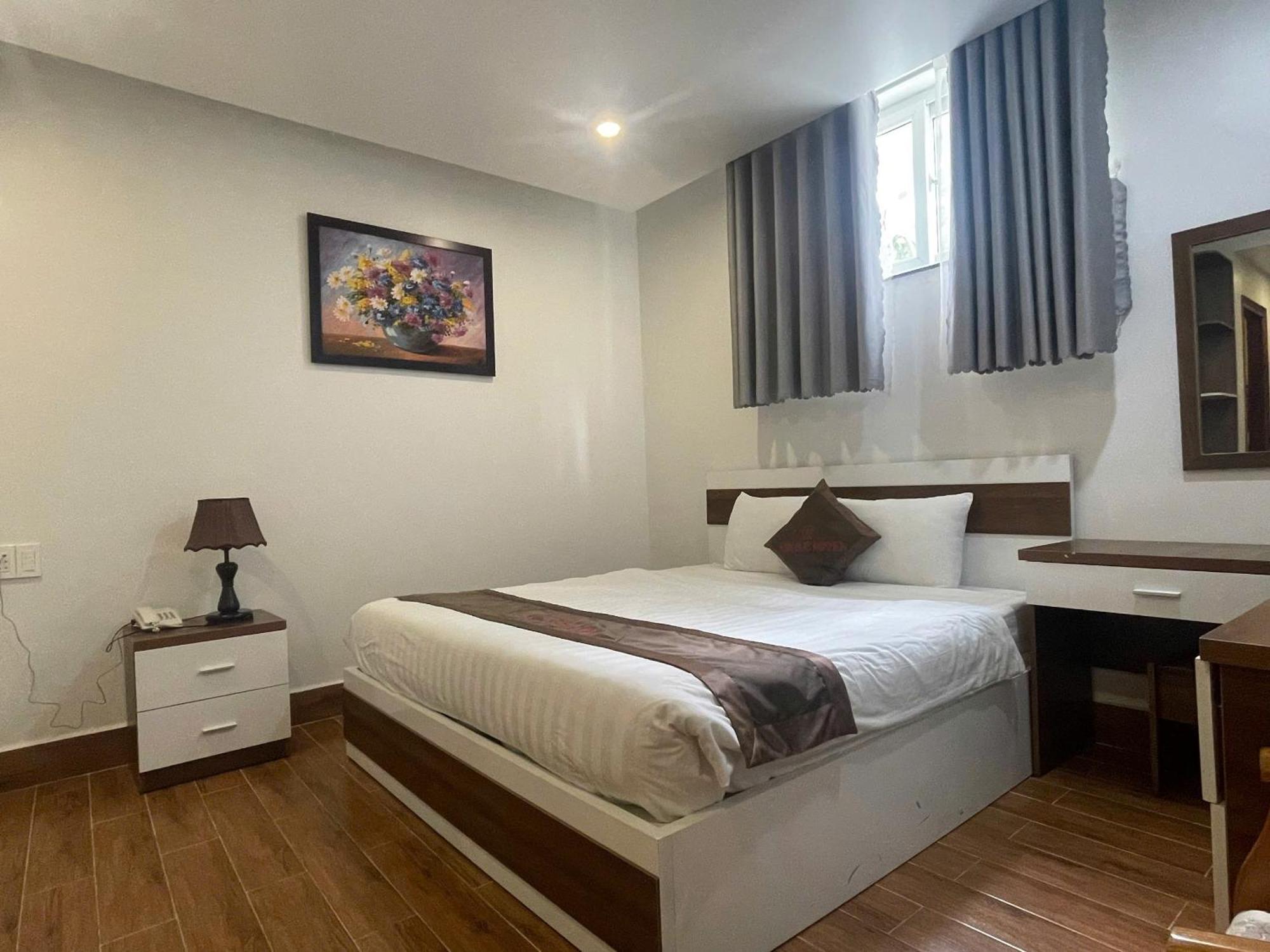 Anh Duc Hotel Da Lat City Exterior photo